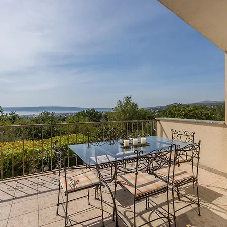 Stari Hill Private Pool Villa