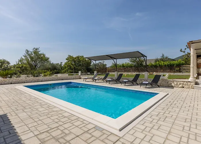 Stari Hill Private Pool スプリト