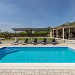 Stari Hill Private Pool Vila *