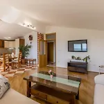 Stari Hill Private Pool Vila