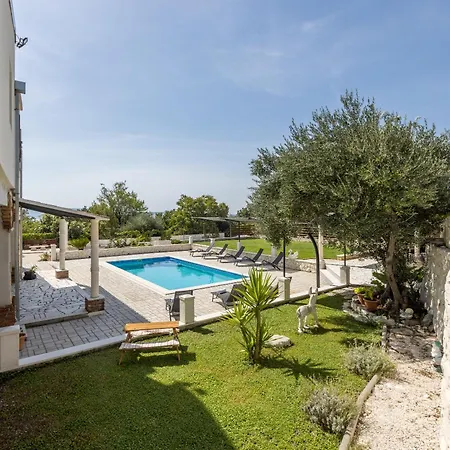 Vila Stari Hill Private Pool