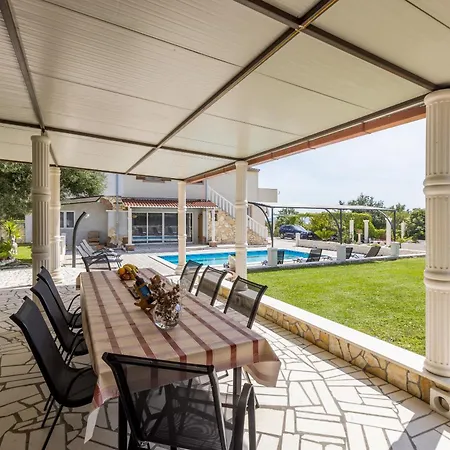 Vila Stari Hill Private Pool Split