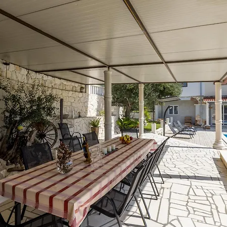 Вілла Stari Hill Private Pool Спліт