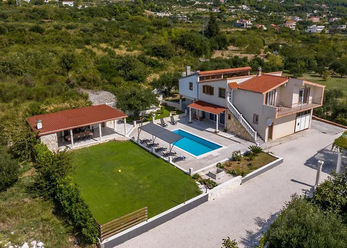 Вілла Stari Hill Private Pool Спліт